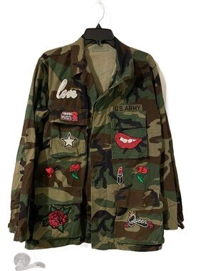 Embroidered Camo Utility Jacket with Patches - Green